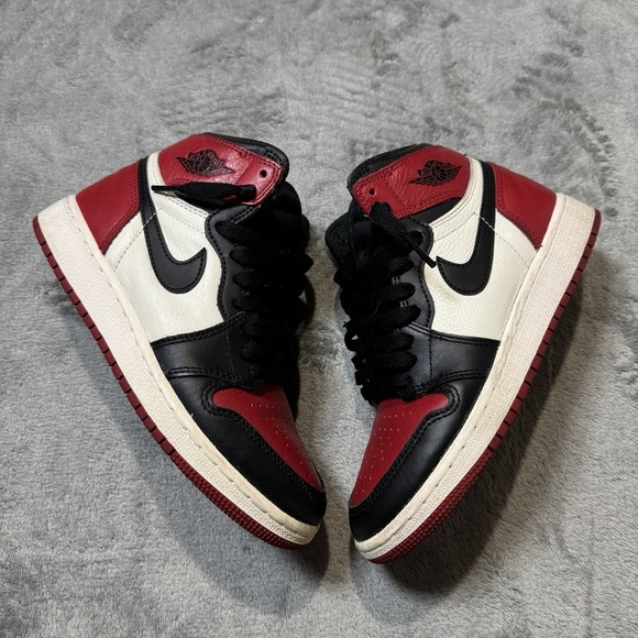 Jordan Other - Nike Air Jordan 1 Retro High Bred Toe Size 4Y (Size 5.5 Women's) no box